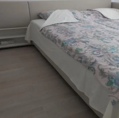 Campus アパート *